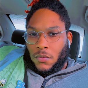 Meet your Posher, Eric